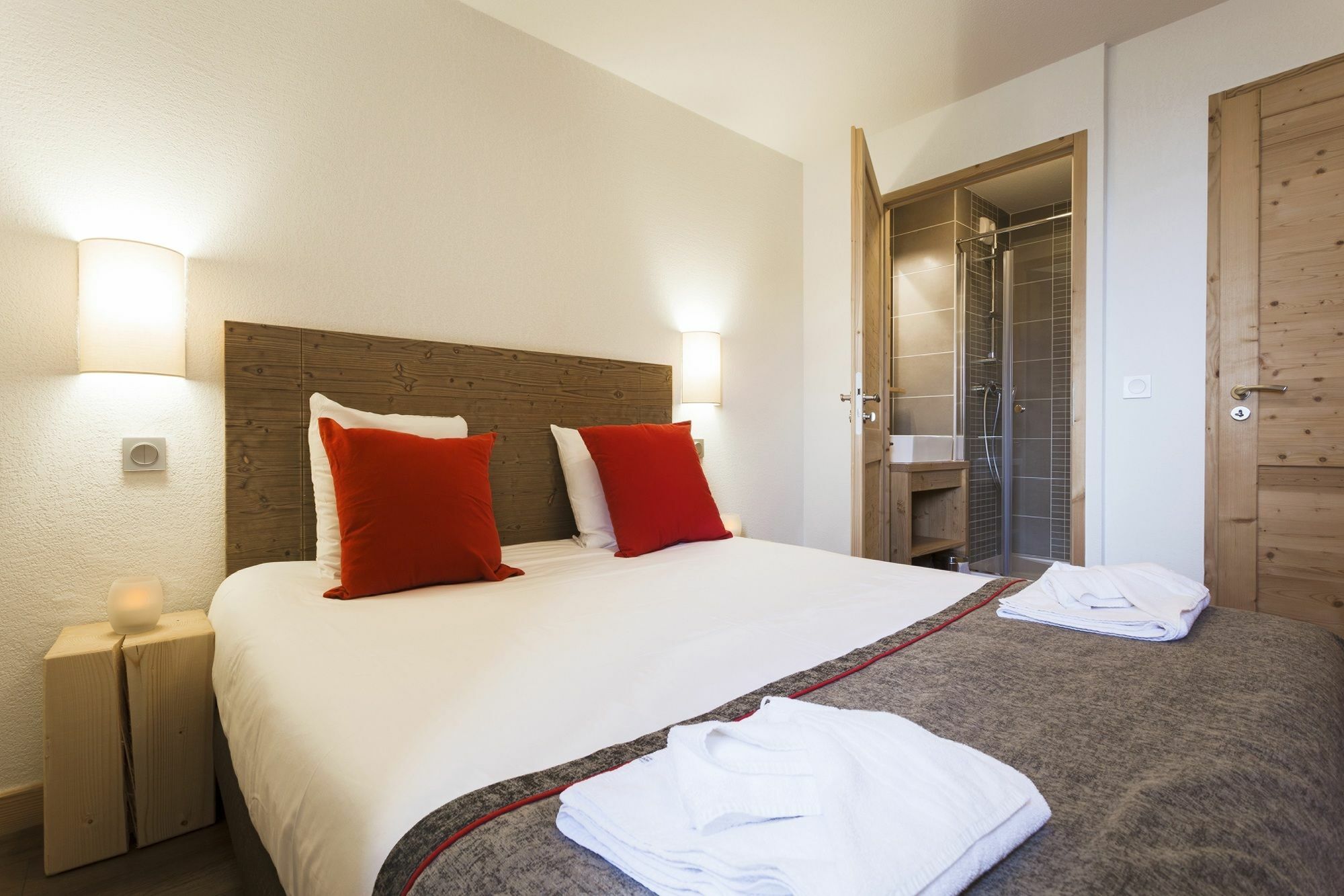 Residence Club Mmv Le Coeur Des Loges Сен-Мартен-де-Бельвіль Екстер'єр фото